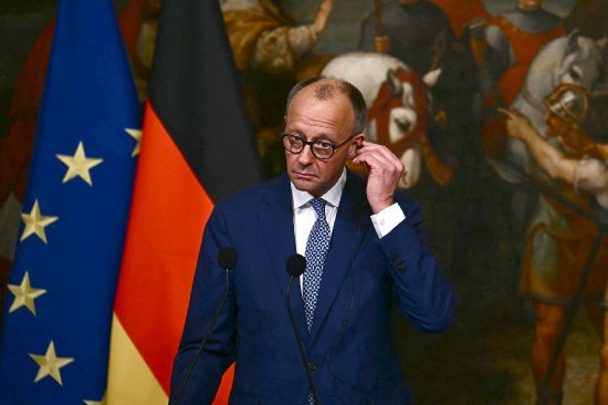 股票配资中心网站 默茨认为裕信银行目前无收购德国商业银行风险